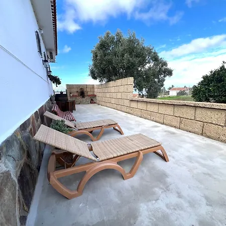 Casa Victoria Terraza Soleada Сasa de vacaciones