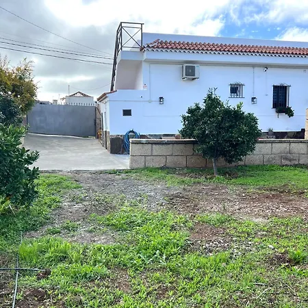 Casa Victoria Terraza Soleada Сasa de vacaciones